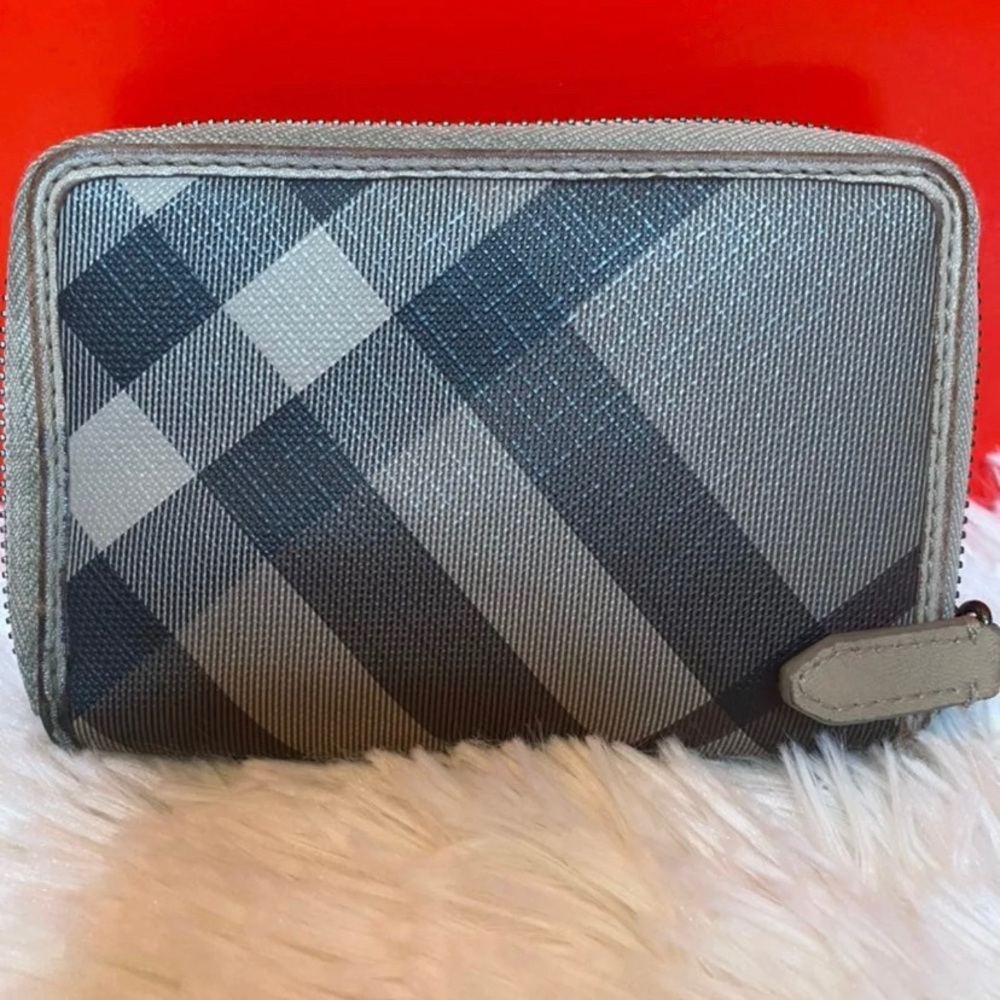 Authentic Burberry Smoke Plaid Wallet